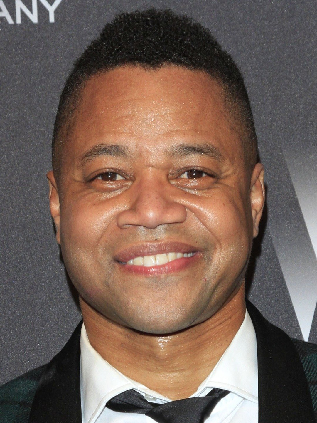 How tall is Cuba Gooding Jr?